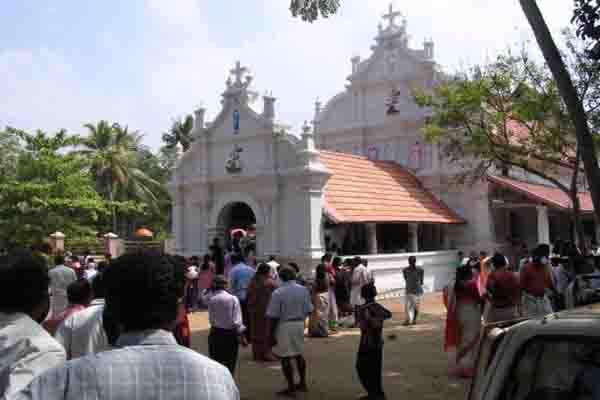 Kallumkathra_St_GeorgeJacobite_Syrian_Church (3)